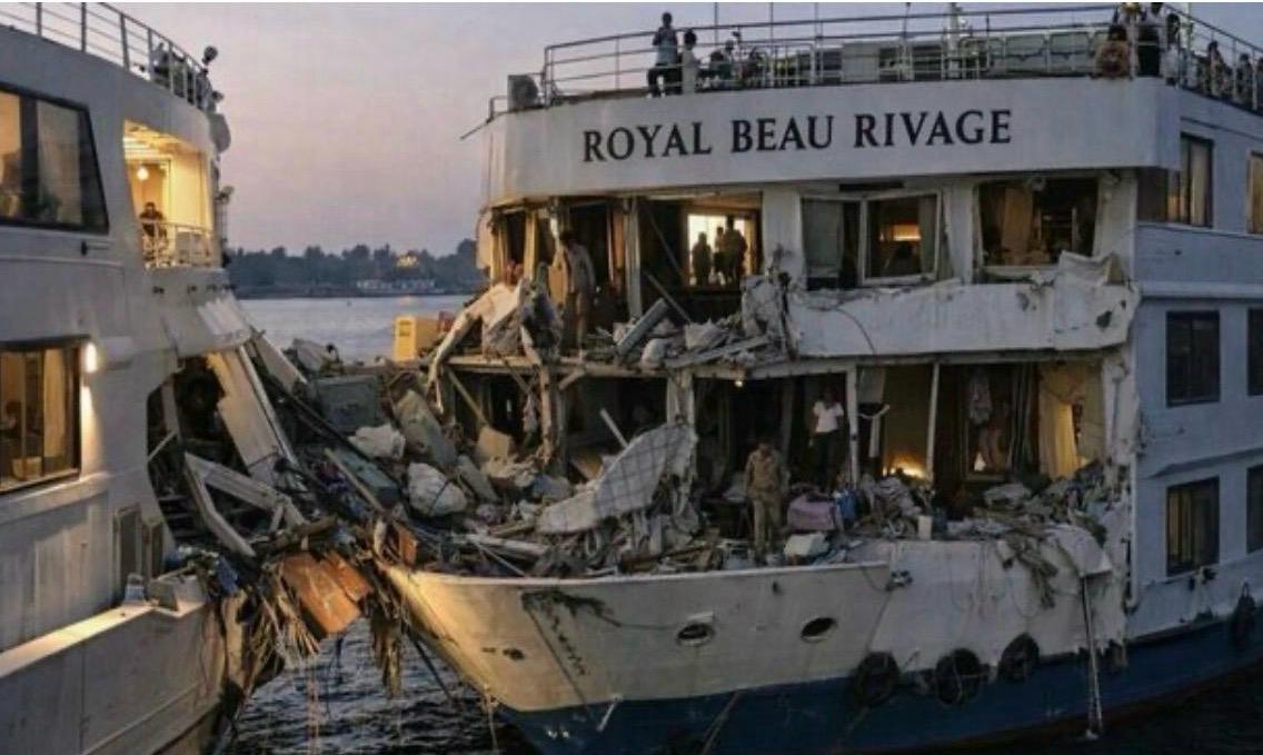 crociera sul nilo collisione fra due navi