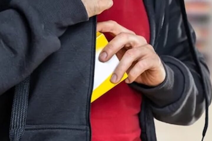 furto supermercato generico