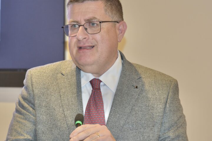 L’assessore regionale Roberto Santangelo