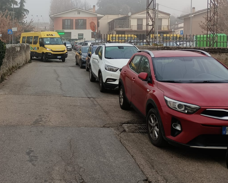 Traffico in tilt a Paganica, lo denuncia l'Asbuc