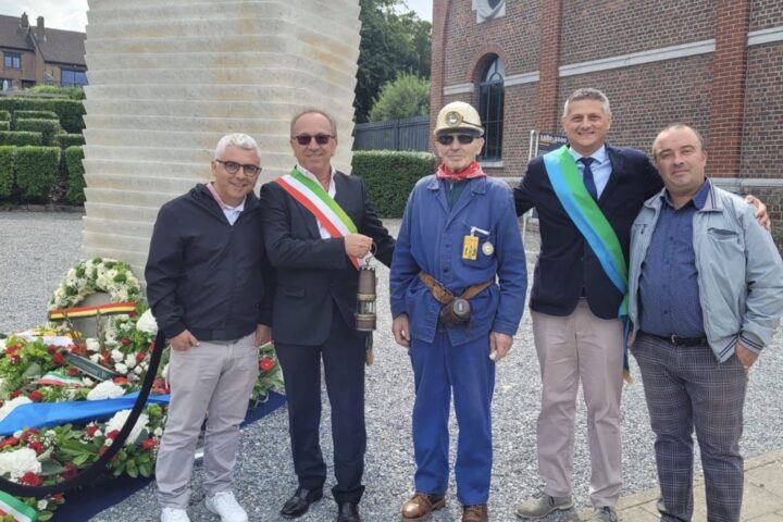 De Luca_Iezzi_Bois Du Cazier