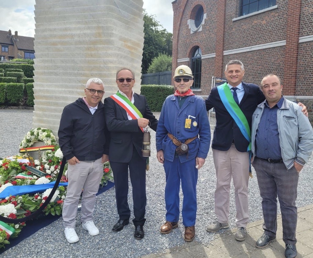 De Luca_Iezzi_Bois Du Cazier