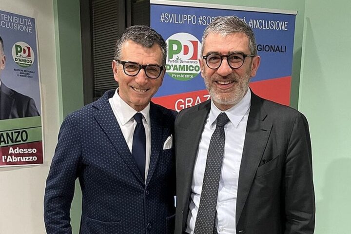 Graziano Di Costanzo, responsabile Economia del Partito democratico Abruzzo, insieme a Luciano D’Amico, leader del Patto per l'Abruzzo. Lo scatto, in un contesto di iniziativa politica, accompagna la presa di posizione del Pd contro la lettura definita “autocelebrativa” della maggioranza sui dati CGIA.