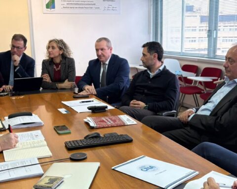 Avviato il PIano di riconversione eriqualificazione industriale dell'automotive in Abruzzo