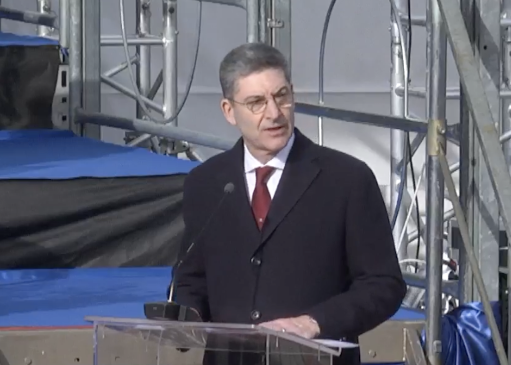 il capo della polizia Vittorio pisani parla a Pescara