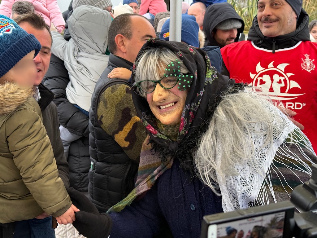 la befana vien dal mare