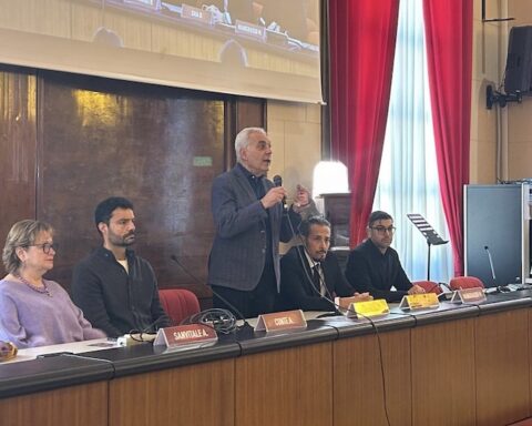 conferenza stampa urban mining progetto sullo smaltimento raee e economia circolare a Pescara