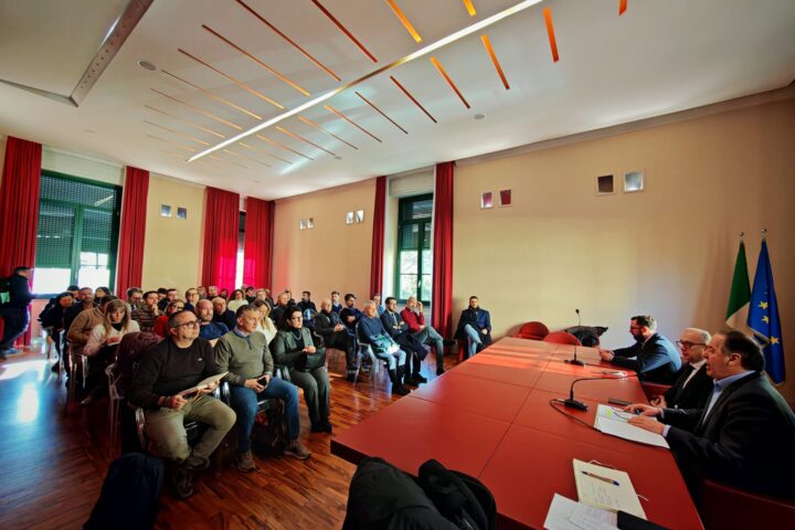 Concessioni demaniali marittime, i Comuni della costa abruzzese uniti per un modello condiviso: avviato il Comitato tecnico intercomunale Anci