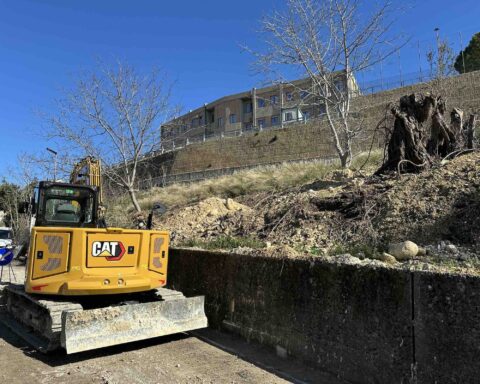 Un bosco urbano sulla valle, a Manoppello sicurezza e natura in centro storico. Interventi di risanamento idrogeologico