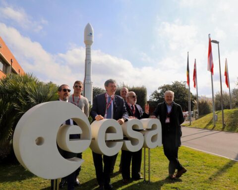 AeroSpazio, Marsilio in visita all’ESA