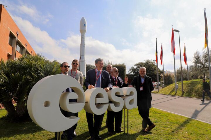AeroSpazio, Marsilio in visita all’ESA