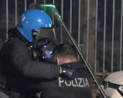 Poliziotto pescarese ferito a Torino