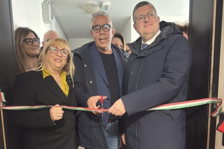 Taglio del nastro Atri