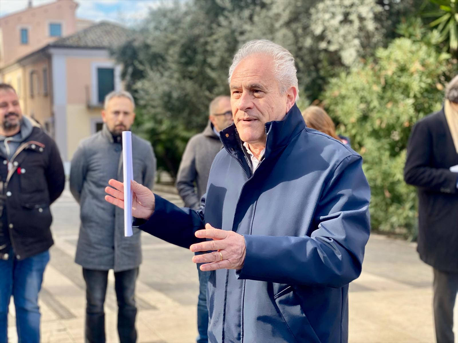 Carlo Costantini illustra il conferenza stampa il piano sicurezza