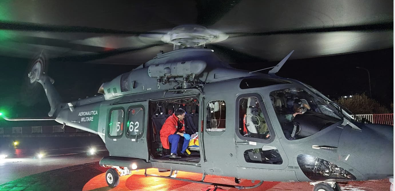 elicottero del 15° Stormo dell'Aeronautica Militare