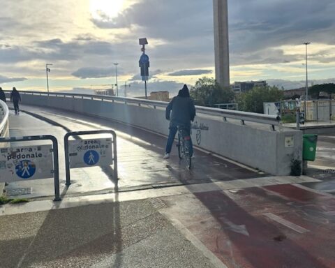 ponte del mare riaperto dopo urto