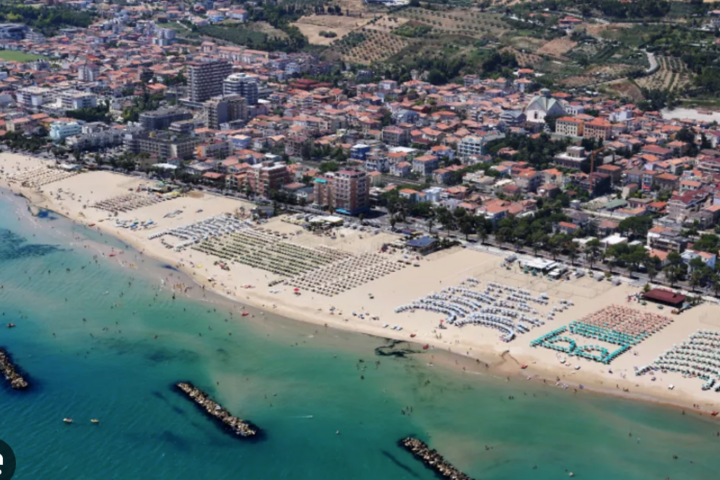 Spiagge, la Cassazione "congela" le proroghe: scatta il sequestro per l'occupazione senza gara