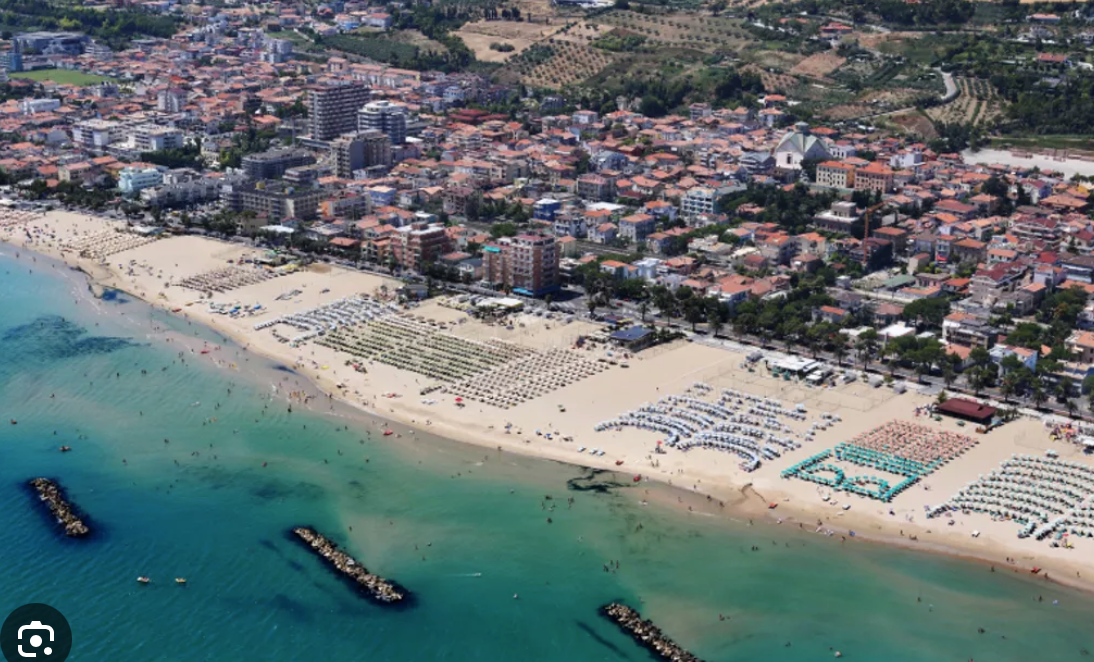 Spiagge, la Cassazione "congela" le proroghe: scatta il sequestro per l'occupazione senza gara