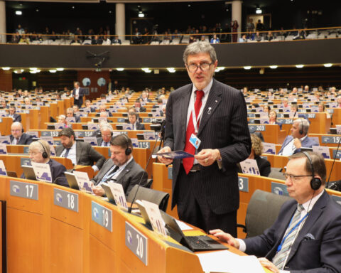Marco Marsilio al Comitato delle Regioni a Bruxelles ha espresso parere contrario all'accorpamento dei fondi agricoli con i fondi sviluppo