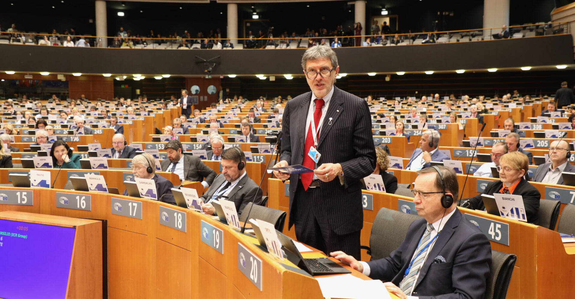 Marco Marsilio al Comitato delle Regioni a Bruxelles ha espresso parere contrario all'accorpamento dei fondi agricoli con i fondi sviluppo