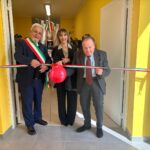Un momento dell'inaugurazione della nuova mensa di Dragonara a San Giovanni Teatino