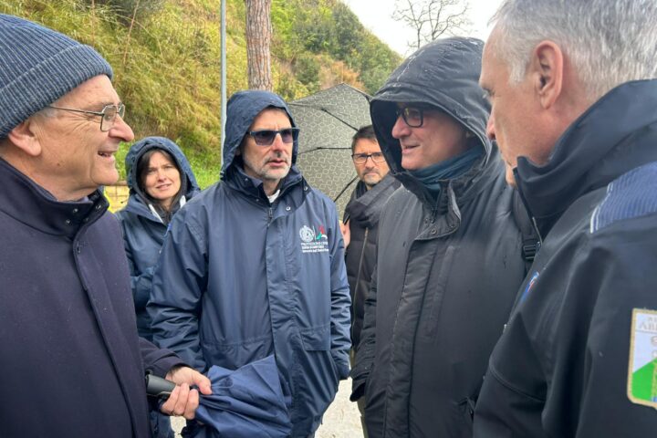 I tecnici della protezione civile nazionale in sopralluogo a Silvi