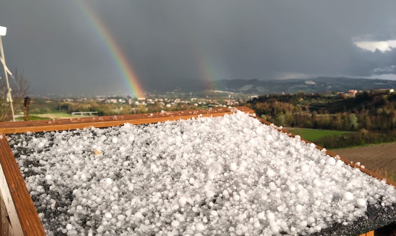 Maltempo, agricoltura sotto scacco: tra grandine e neve fuori stagione Coldiretti Abruzzo chiede stato di calamità
