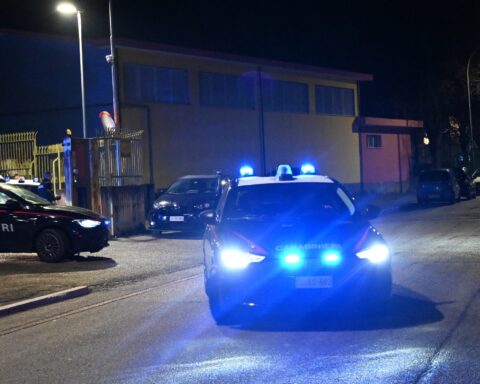 Pescara, gara clandestina in via del Circuito bloccata dai Carabinieri