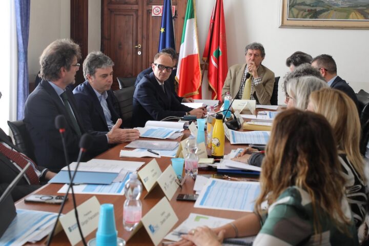 Aeroporto d’Abruzzo, svolta per i collegamenti: 5 milioni per i voli verso Milano Linate e Torino Caselle