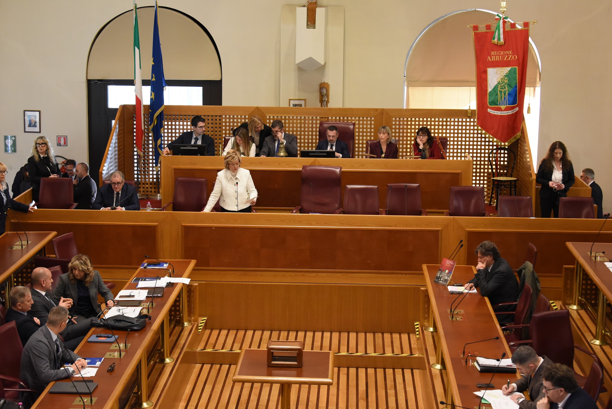 L’istituzione e disciplina con legge dell'Ufficio del Garante regionale dei diritti degli anziani, presentata dal presidente dell’Osservatorio della Legalità della Regione Abruzzo, Francesco Prospero, è stata approvata all’unanimità dei presenti in consiglio regionale