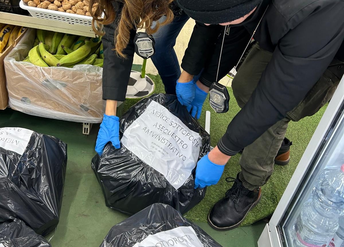 controlli negozi etnici pescara2
