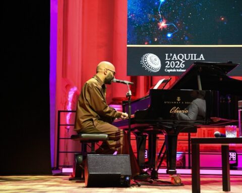 Giuliano Sangiorgi L'Aquila Teatro San Filippo