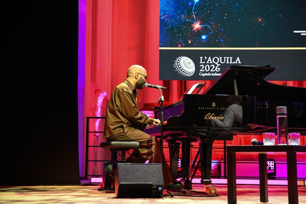 Giuliano Sangiorgi L'Aquila Teatro San Filippo