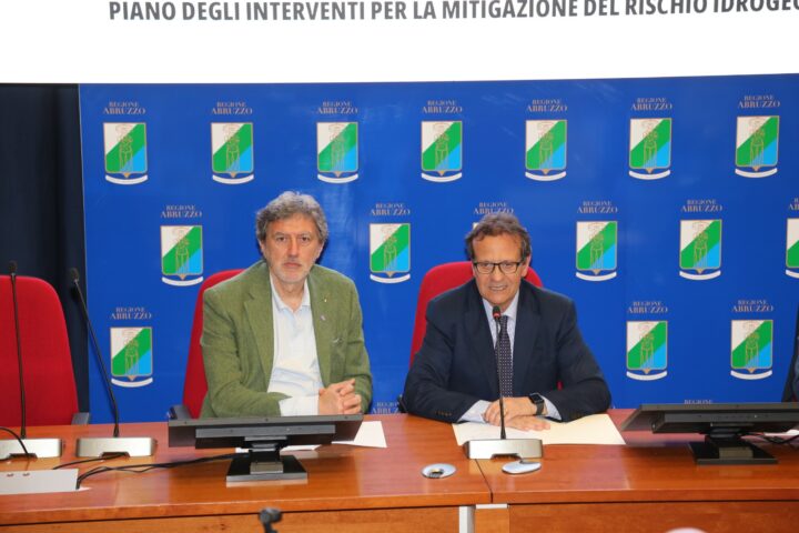 Il presidente della Regione Abruzzo Marco Marsilio con l’assessore regionale Umberto D’Annuntiis