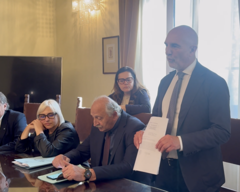 Trovato l'accordo con gli operatori del mercato ittico di Pescara: "Proviamo la nuova sede"