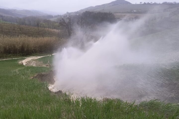 Rottura_condotta_idrica_Tavo_sud