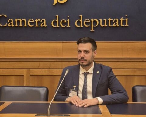 Il sindaco di Castiglione Messer Raimondo alla Camera dei deputati