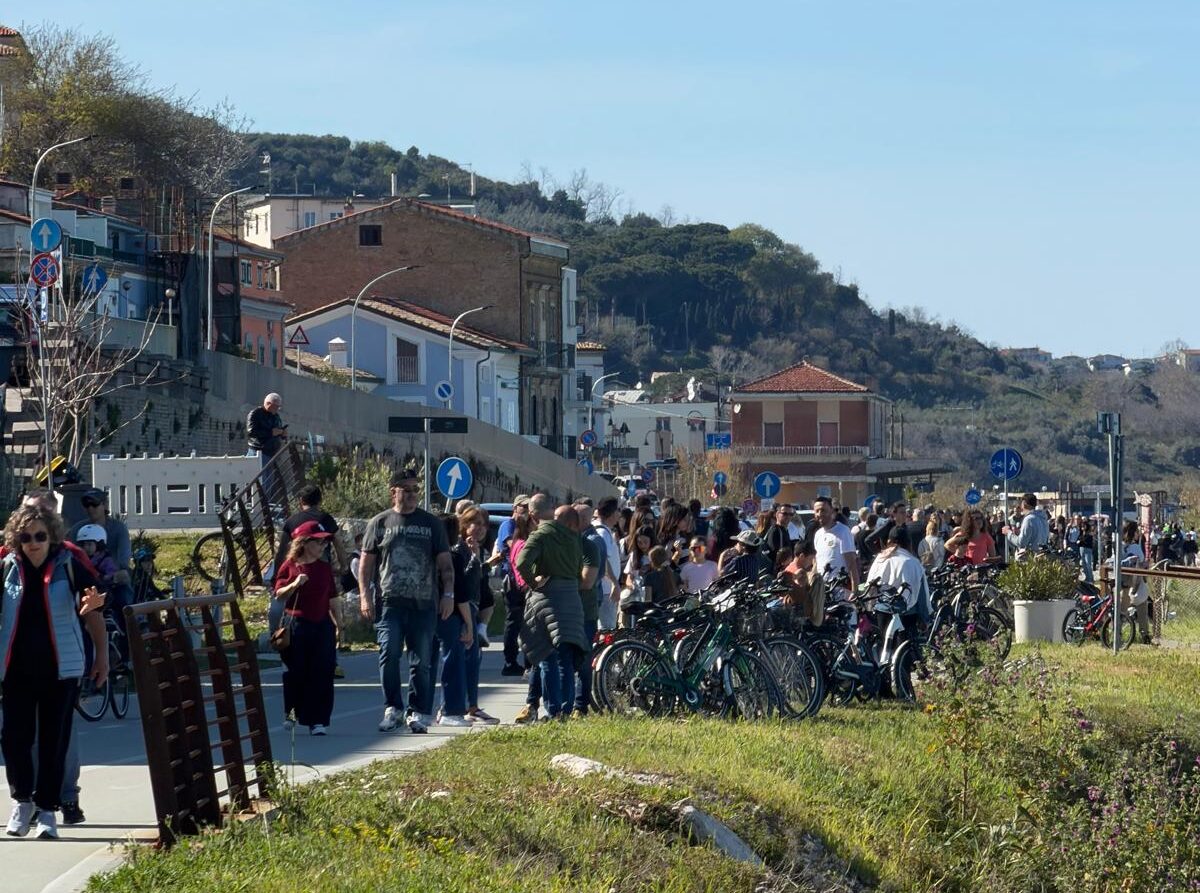La costa dei trabocchi presa d'assalto dai turisti
