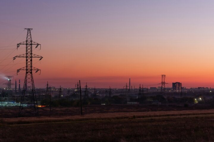 Energia, l’Abruzzo sotto shock: bollette a +13,5% e conto da 1,8 miliardi