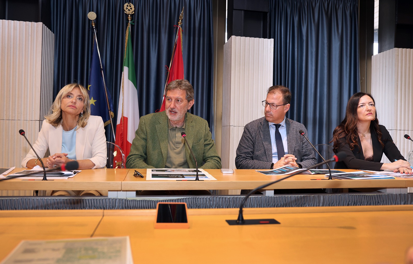 Lavoro, Marsilio e Magnacca: Abruzzo locomotiva del Centro-Sud Presentato il piano da quasi 25 milioni: occupazione al 62,4% e crollo dei NEET