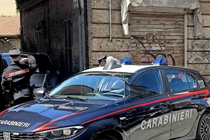 Senzatetto trovato morto in un rudere a Pescara, indagini in corso