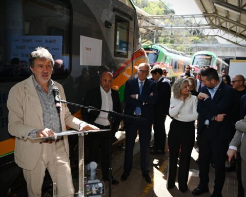 TUA INAUGURA NUOVI CONVOGLI A LANCIANO