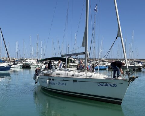Sottocosta, il mare abbatte le barriere: al Marina di Pescara nasce una base permanente per la vela inclusiva