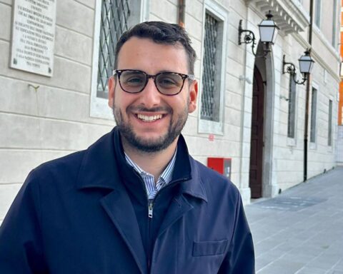 Alessandro Maccarone, L'Aquila Protagonista