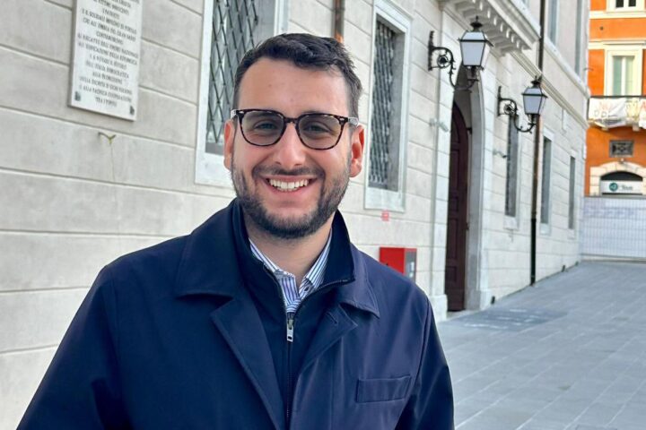 Alessandro Maccarone, L'Aquila Protagonista