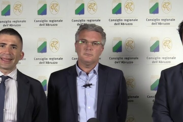 I consiglieri regionali del Partito Democratico Dino Pepe Sandro Mariani e Silvio Paolucci