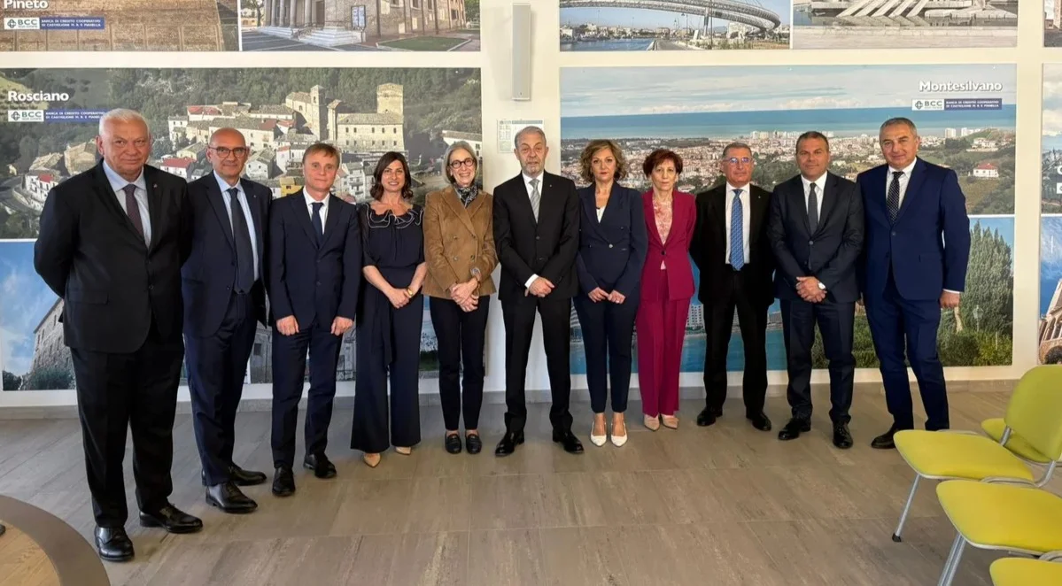 Il cda della BCC di Castiglione M.R. ea