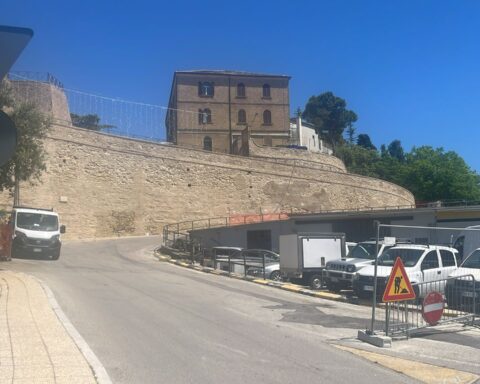 Lavori sul belvedere di Atri