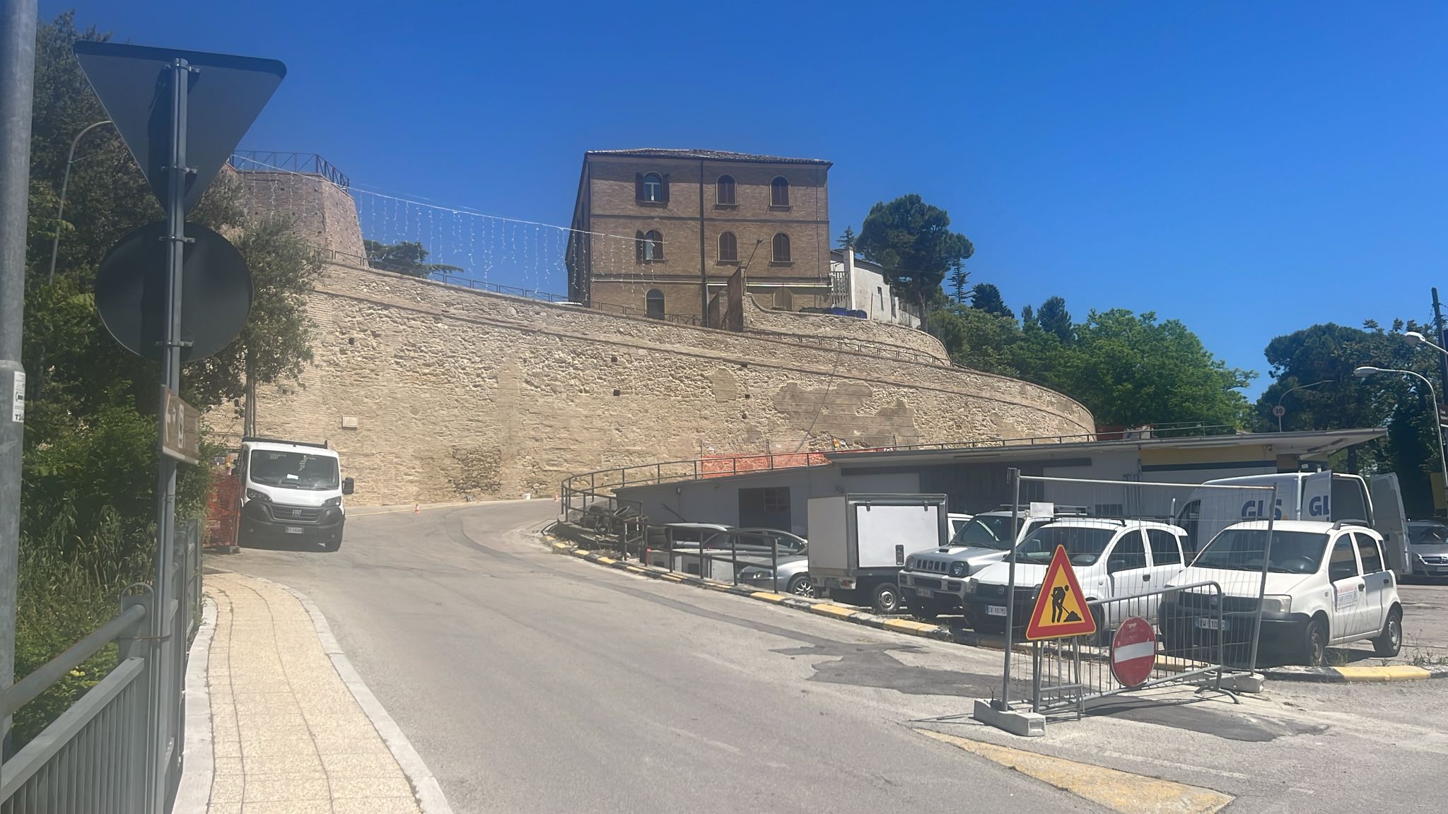Lavori sul belvedere di Atri