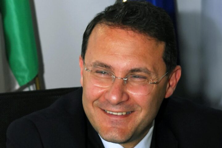 Ministro Edmondo Cirielli